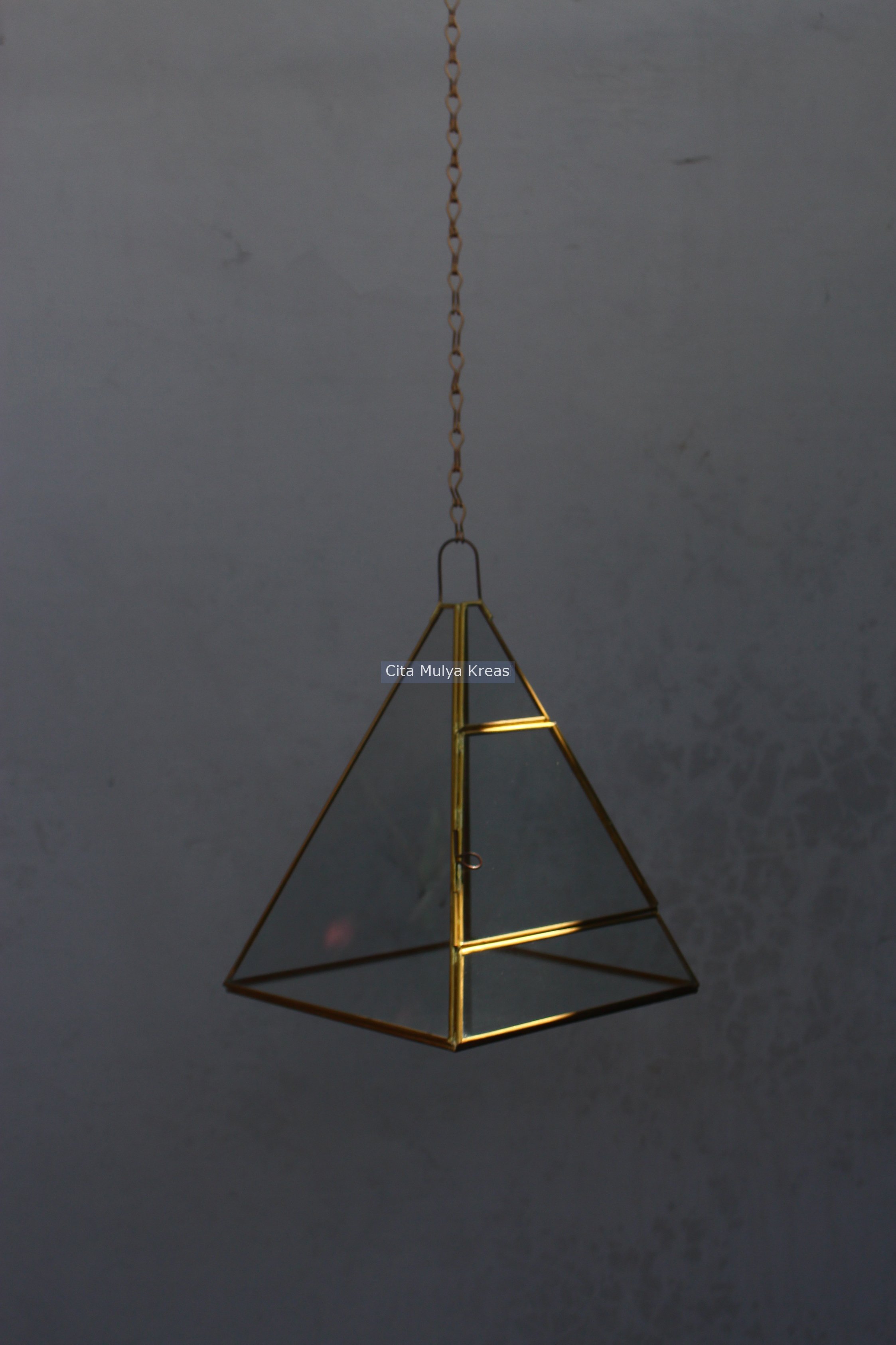 Pyramid Glass Lantern Cita Mulya Kreasi